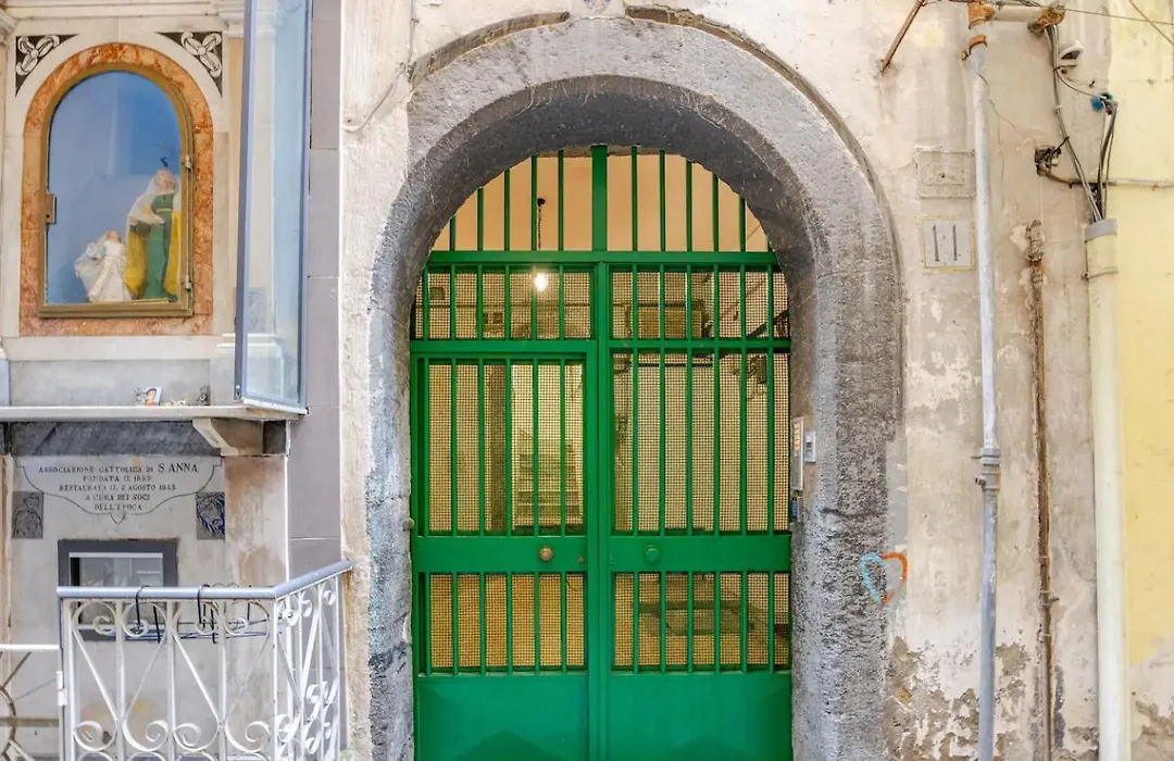 Il Chiostro Di Santa Chiara-1